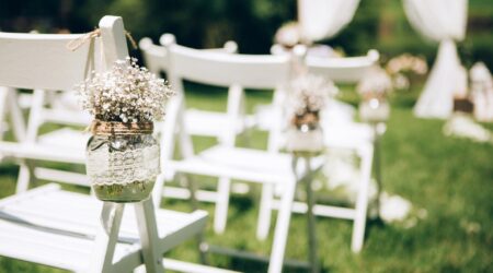 Vom Grillfest bis zur Hochzeit: Feiern unter freiem Himmel
